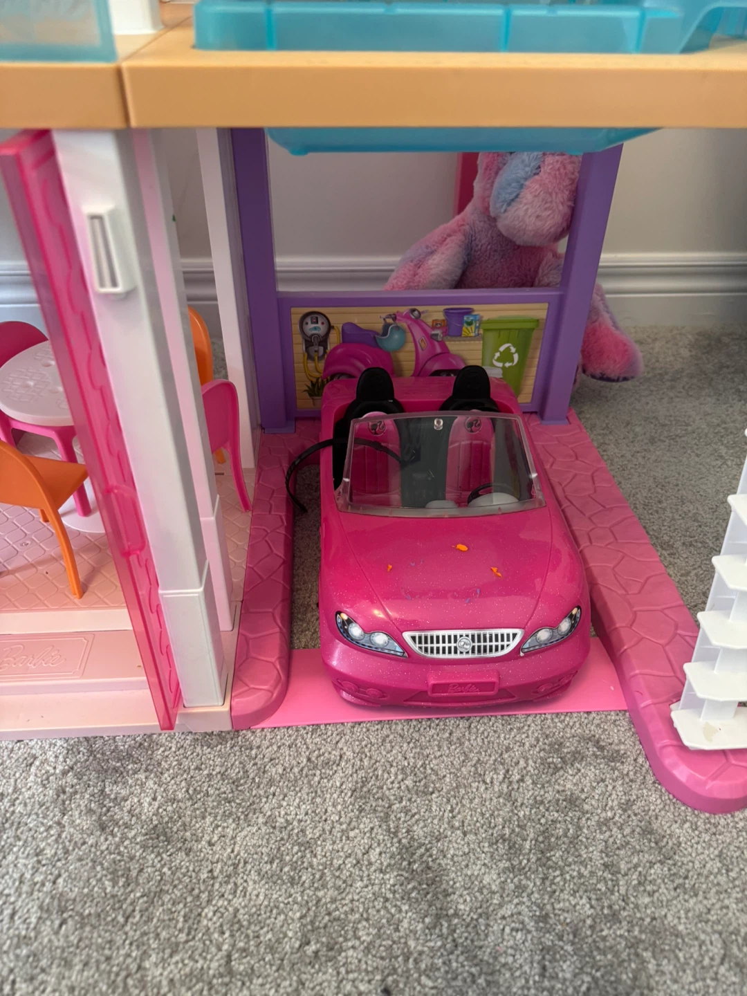 Barbie Dreamhouse with Car and Accessories - photo 5