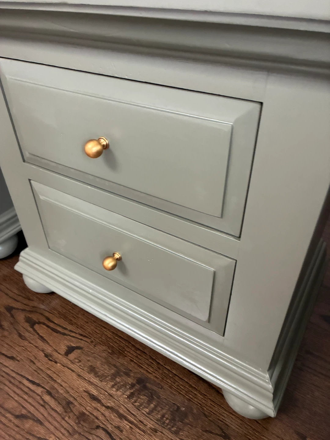 Broyhill green night stands - photo 4