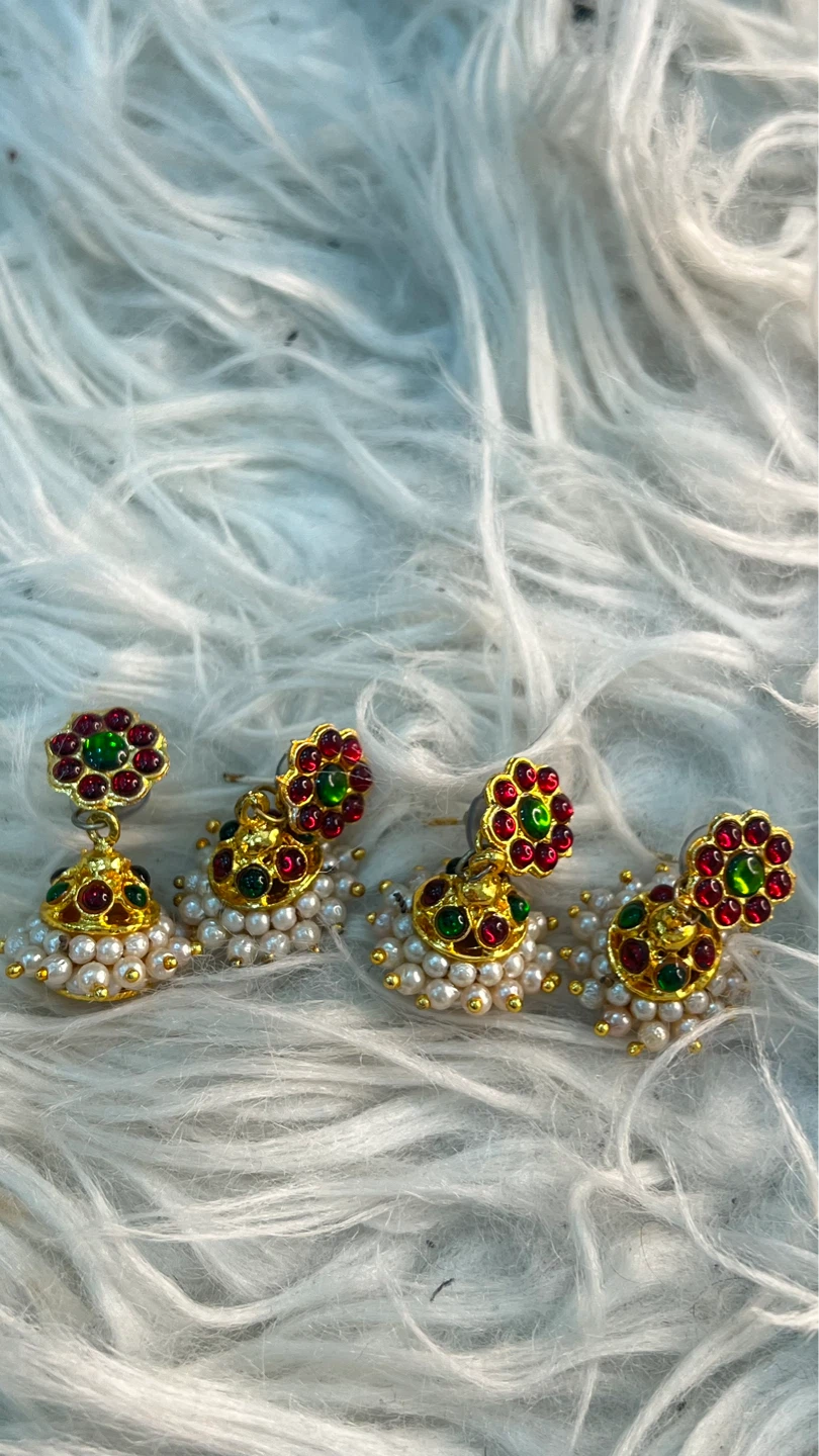 Stunning Temple Jewelry Set for Rent - photo 4