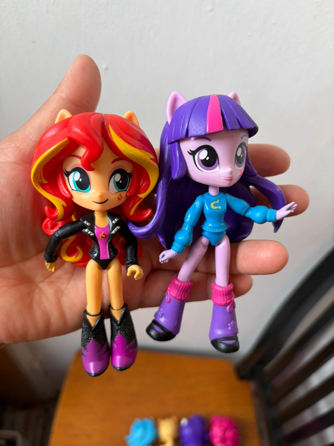 Enquestria girls - photo 3
