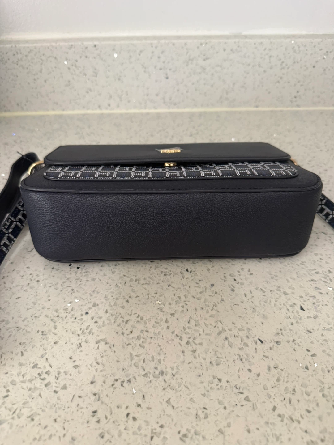 Tommy Hilfiger Navy Crossbody Bag - photo 3