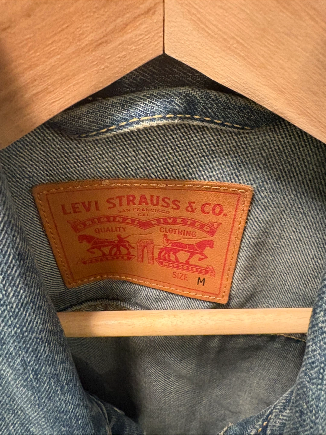 Levi Strauss & Co. Denim Trucker Jacket - Size M - photo 2
