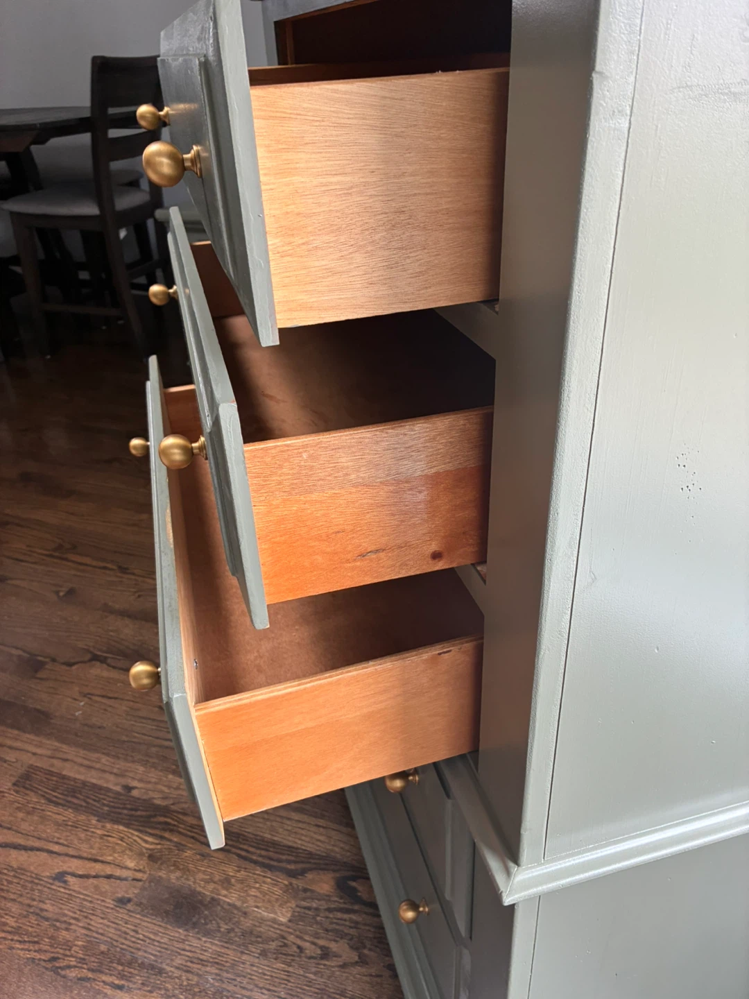 Pine green dresser - photo 3