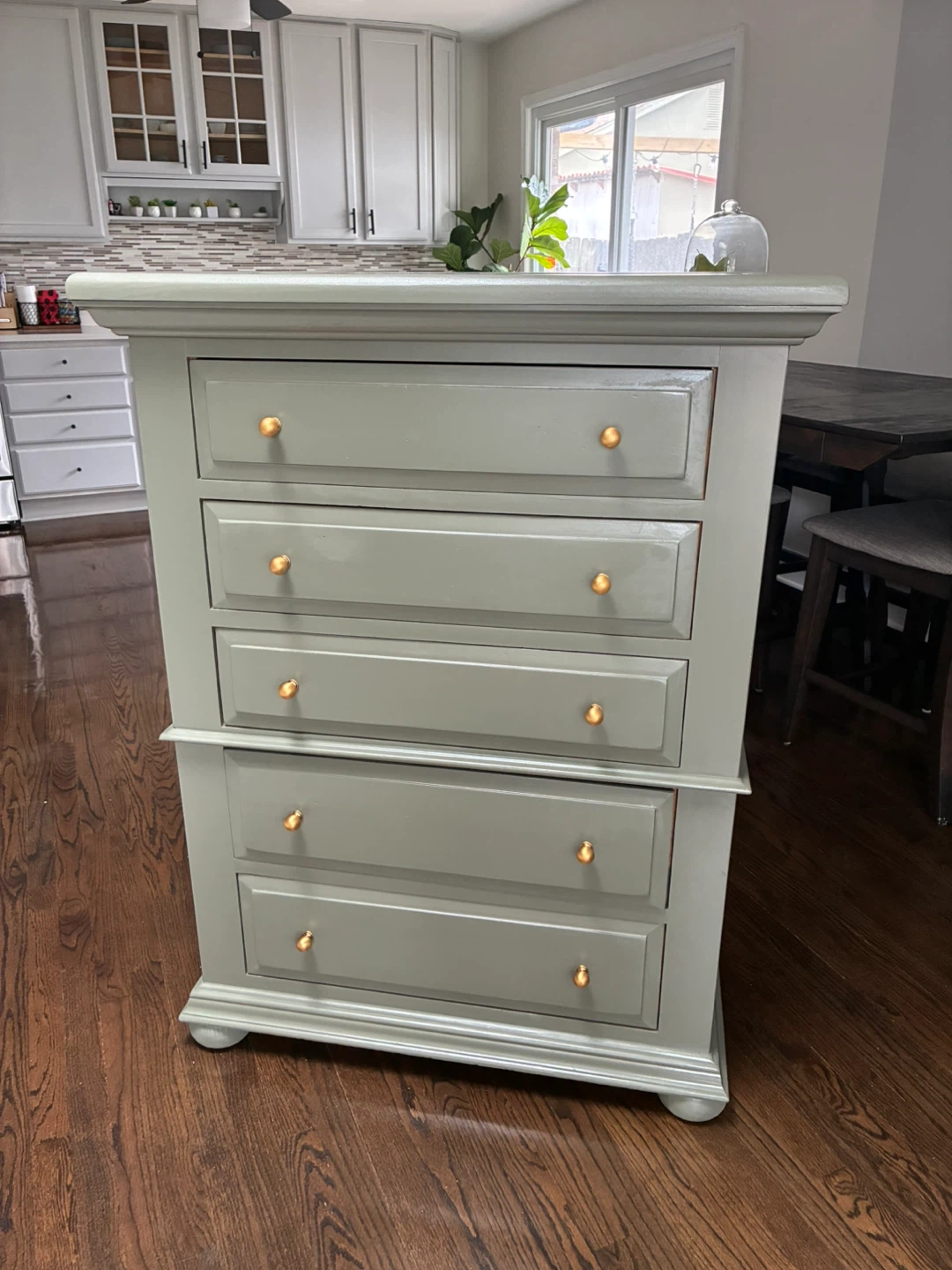 Pine green dresser - photo 2