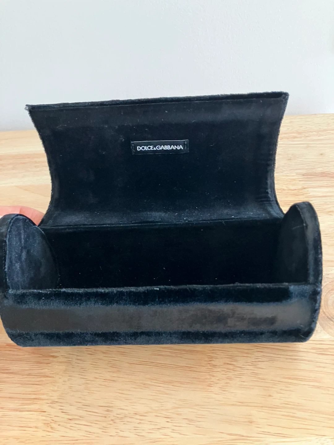 Dolce & Gabbana Black Velvet Glasses Case - photo 3