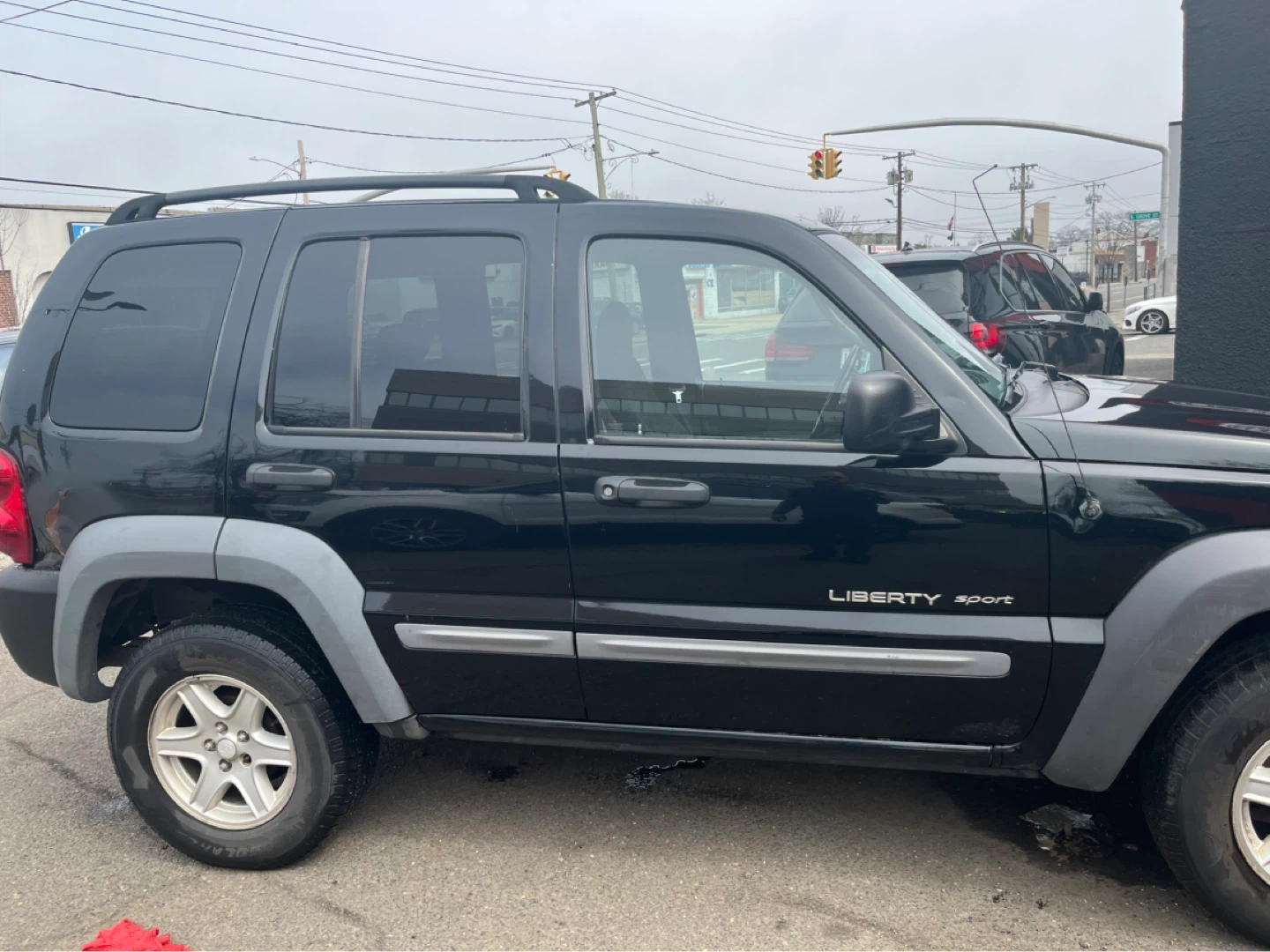 2002 Jeep Liberty Sport SUV - Black - photo 2
