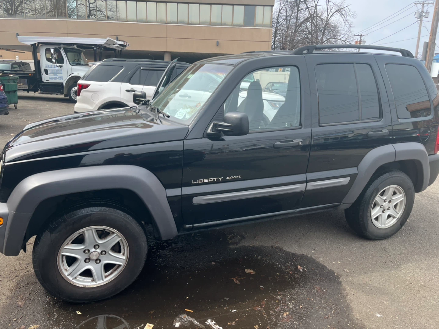 2002 Jeep Liberty Sport SUV - Black - photo 5