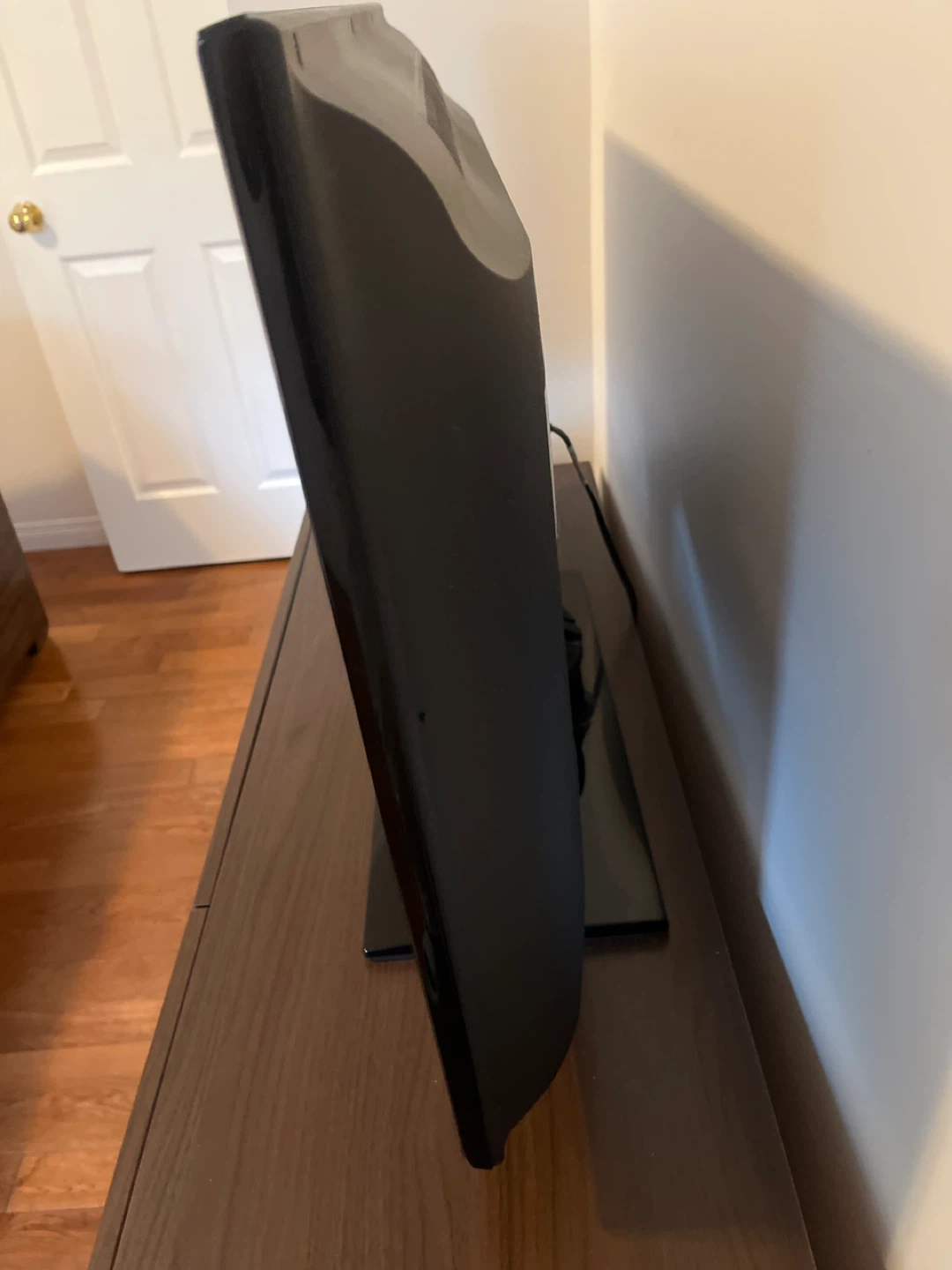 40” Samsung Flat Screen TV - photo 2