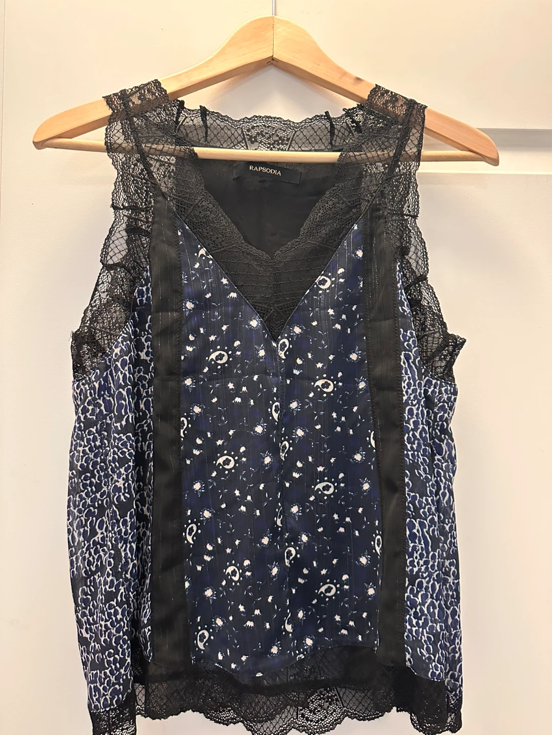 Rapsodia Sleeveless Black Floral Print Lace Trim Tank Top