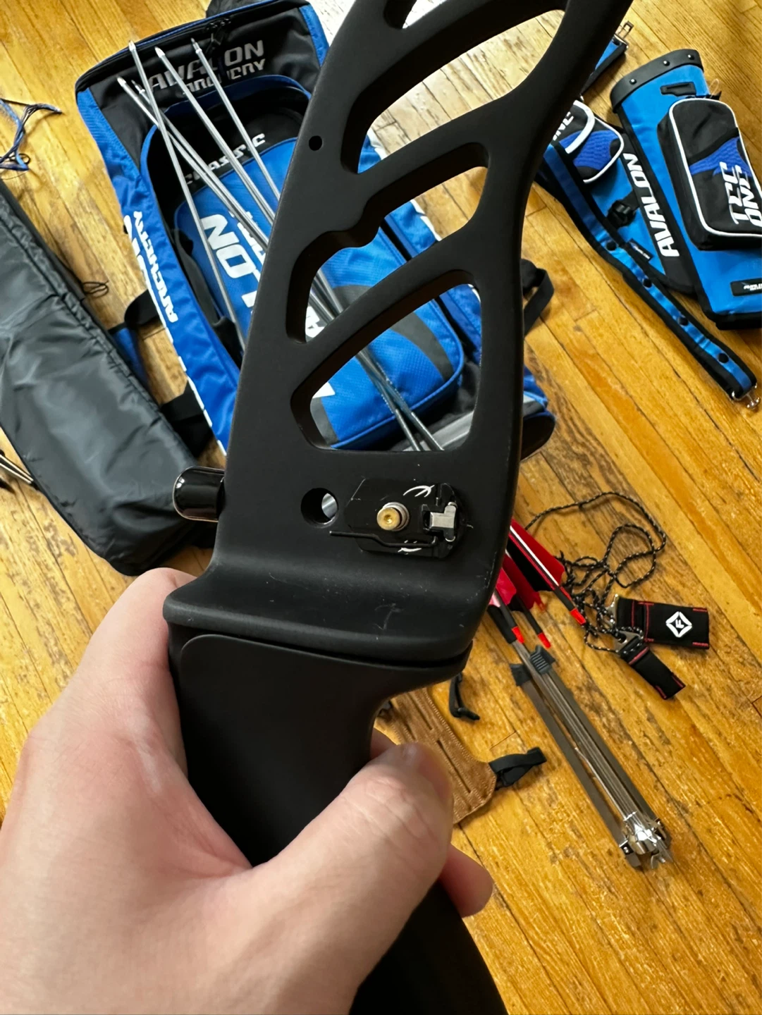 Avalon Archery Classic Recurve Bow Package - photo 5