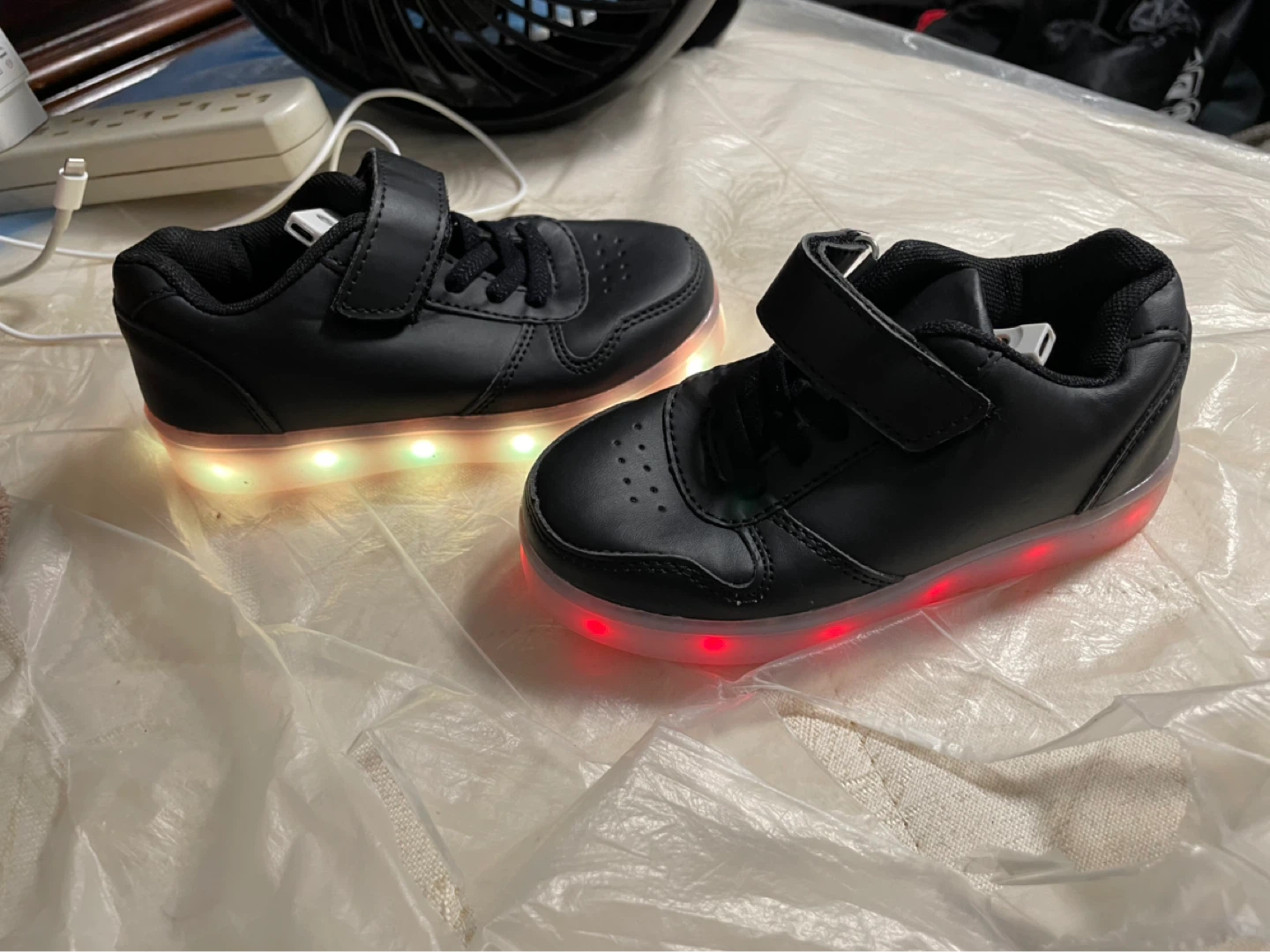 Kids LED Light Up Shoes Size 27 - photo 4
