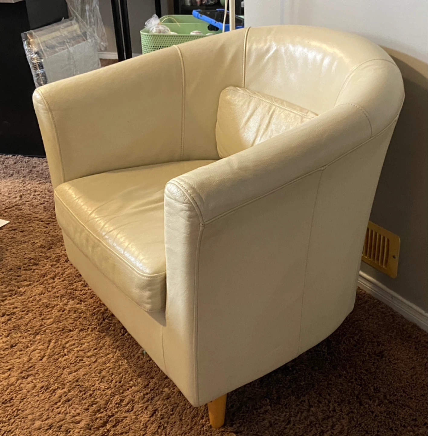 Cream Leather Accent Chair - photo 3