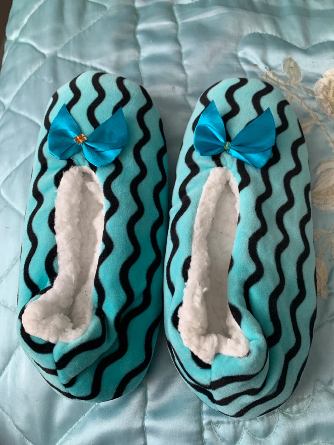 Blue Wavy Slippers with Bows