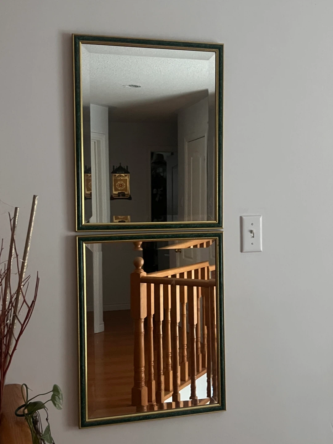 2 Decorative Wall Mirror with Green and Gold Frame