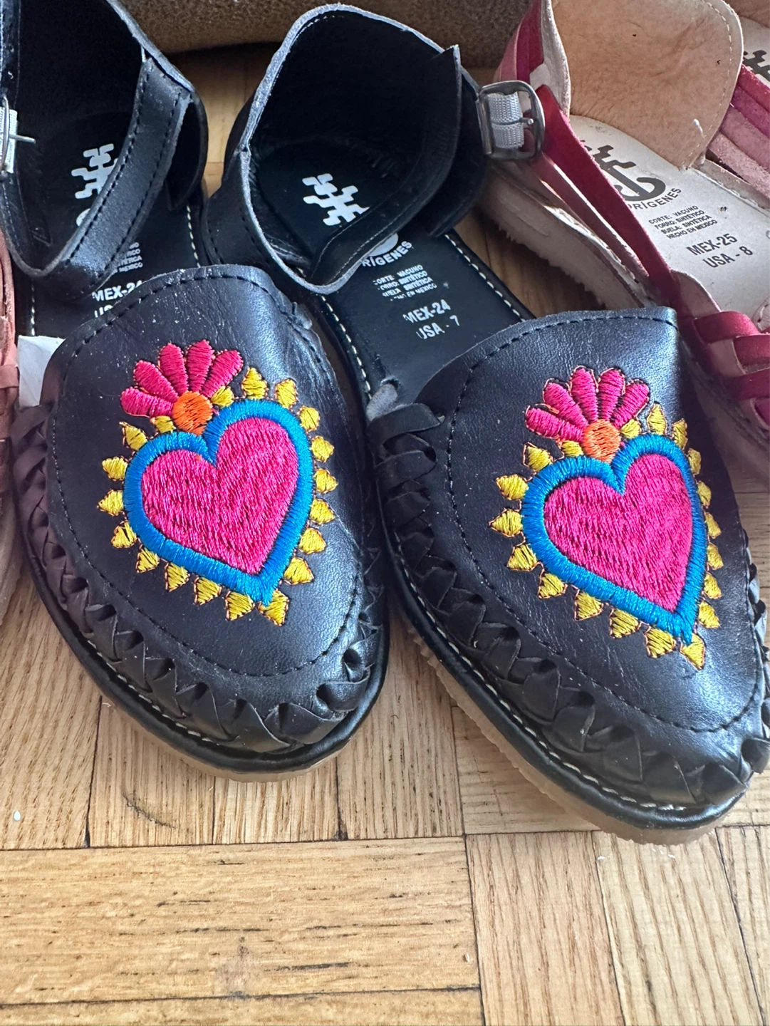 Huaraches brand new ready to sell in store - photo 2