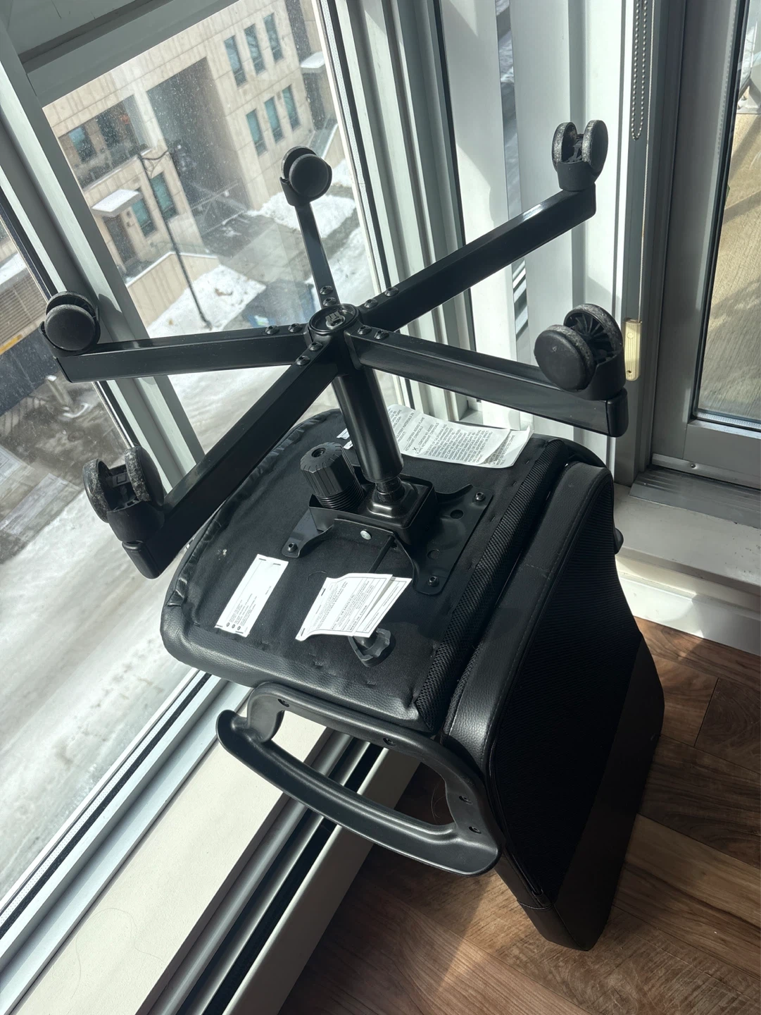 Swivel Office Chair - IKEA RENBERGET - Black - photo 3
