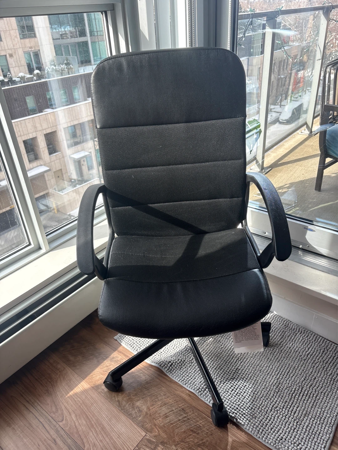 Swivel Office Chair - IKEA RENBERGET - Black