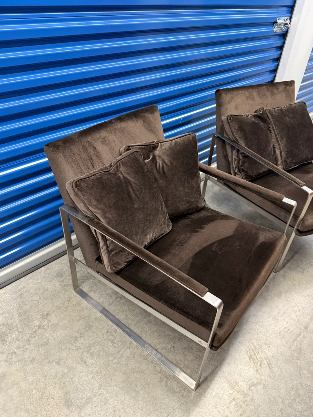 ZARA Armchair Velvet by SoHo Concept