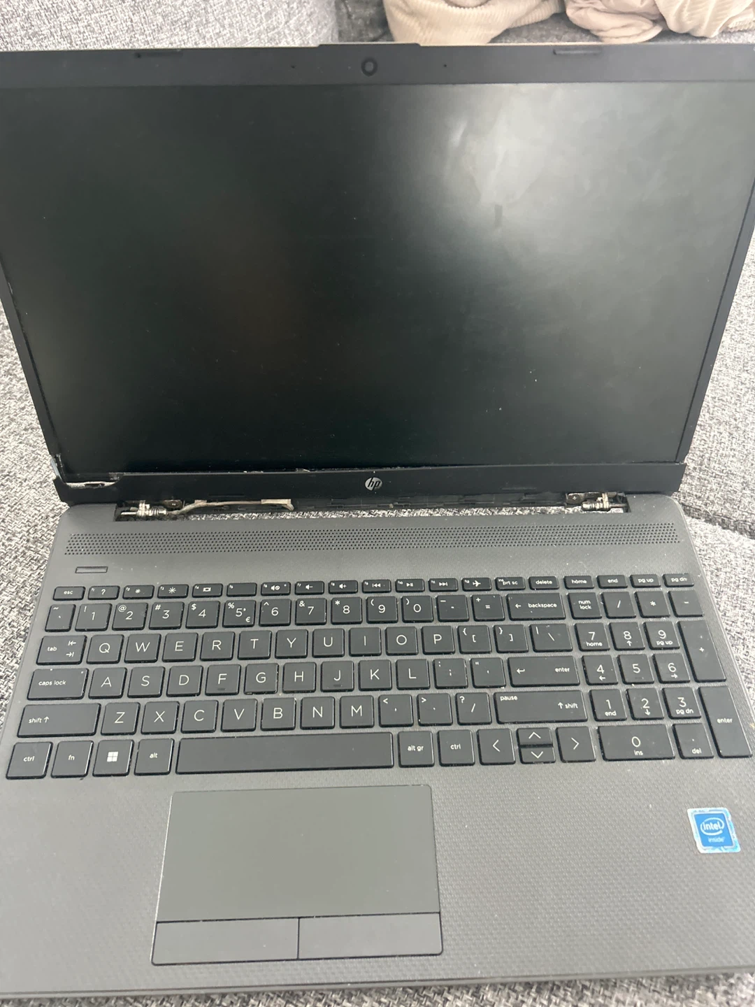 HP Laptop - photo 2