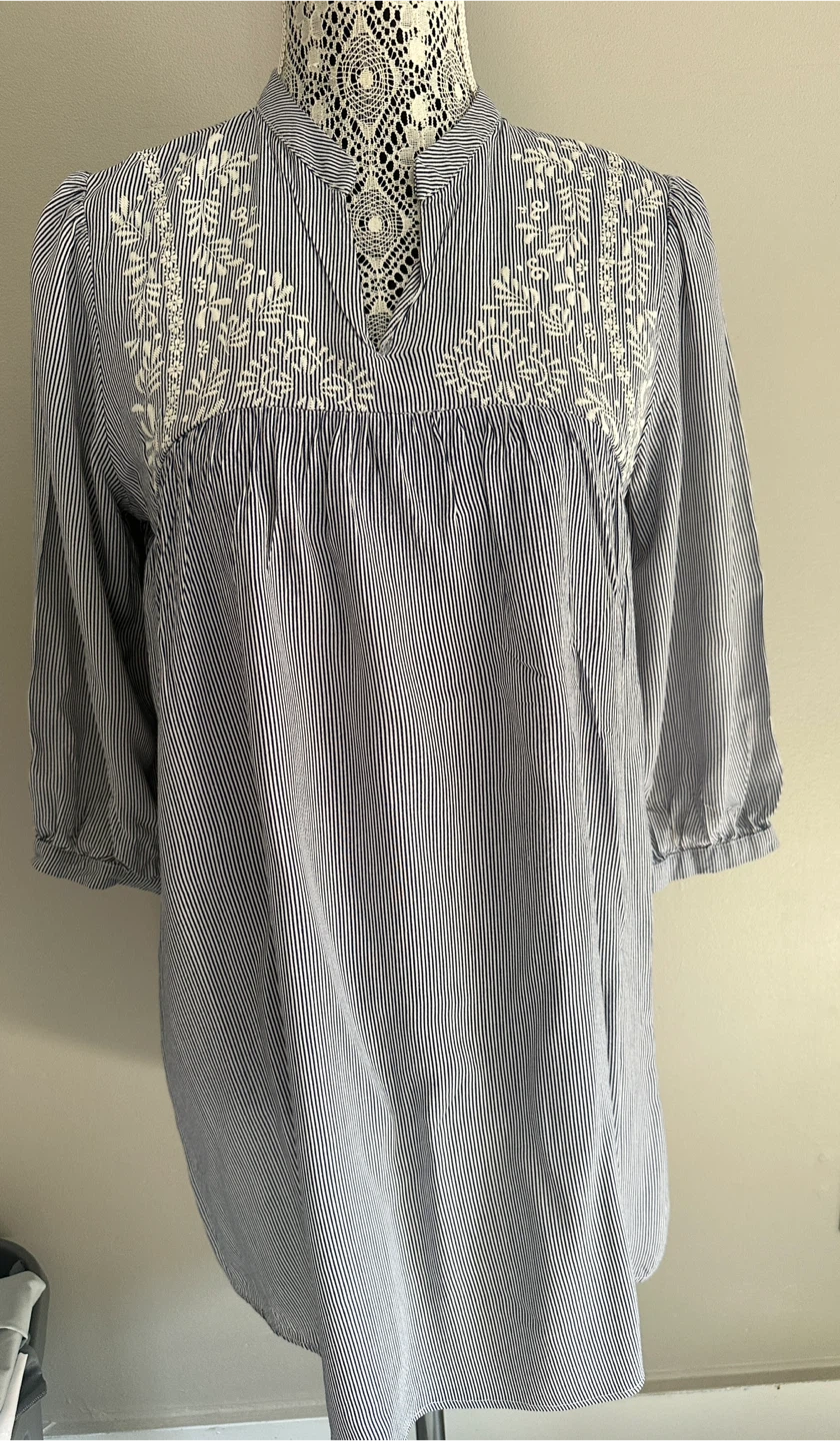 M&M Collection Striped Embroidered Blouse