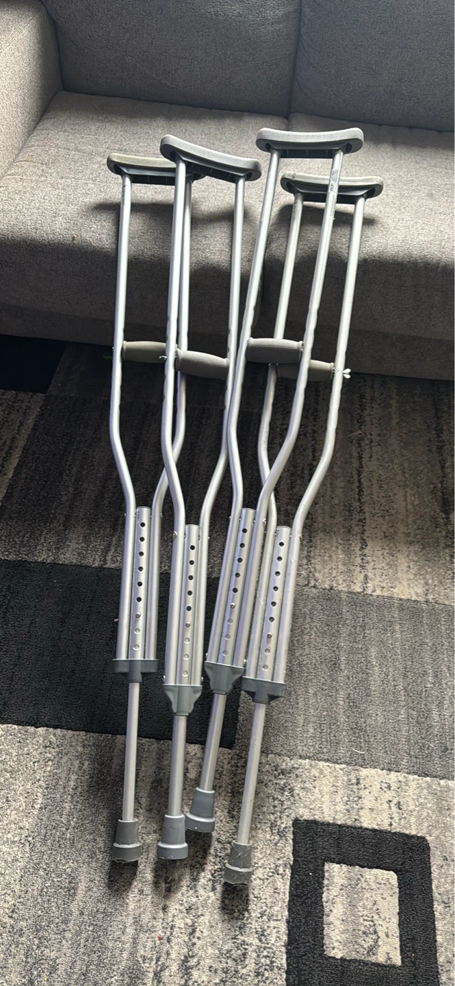 Adjustable Aluminum Crutches (Pair)