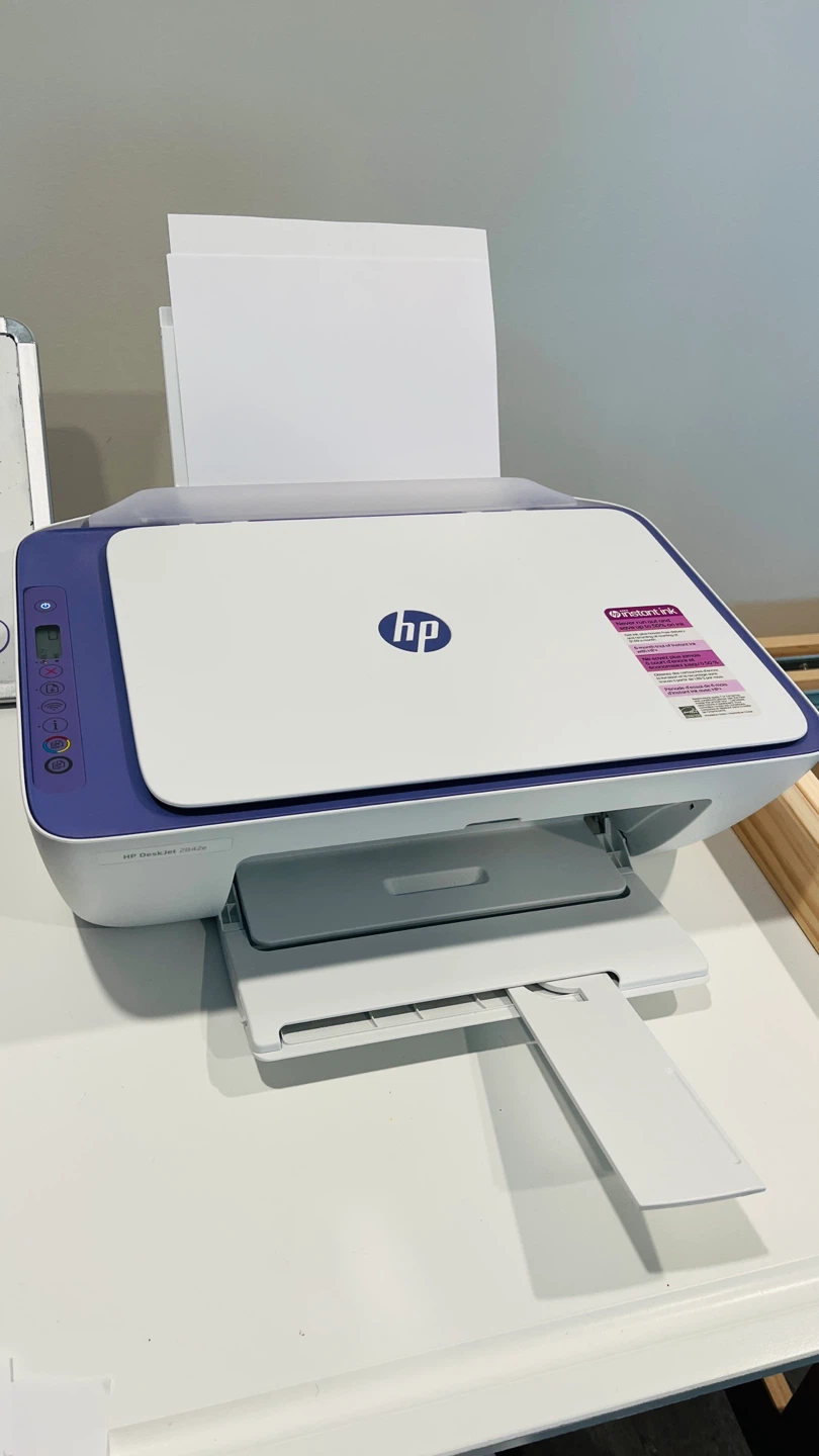 HP DeskJet 2642e All-in-One Printer - photo 3