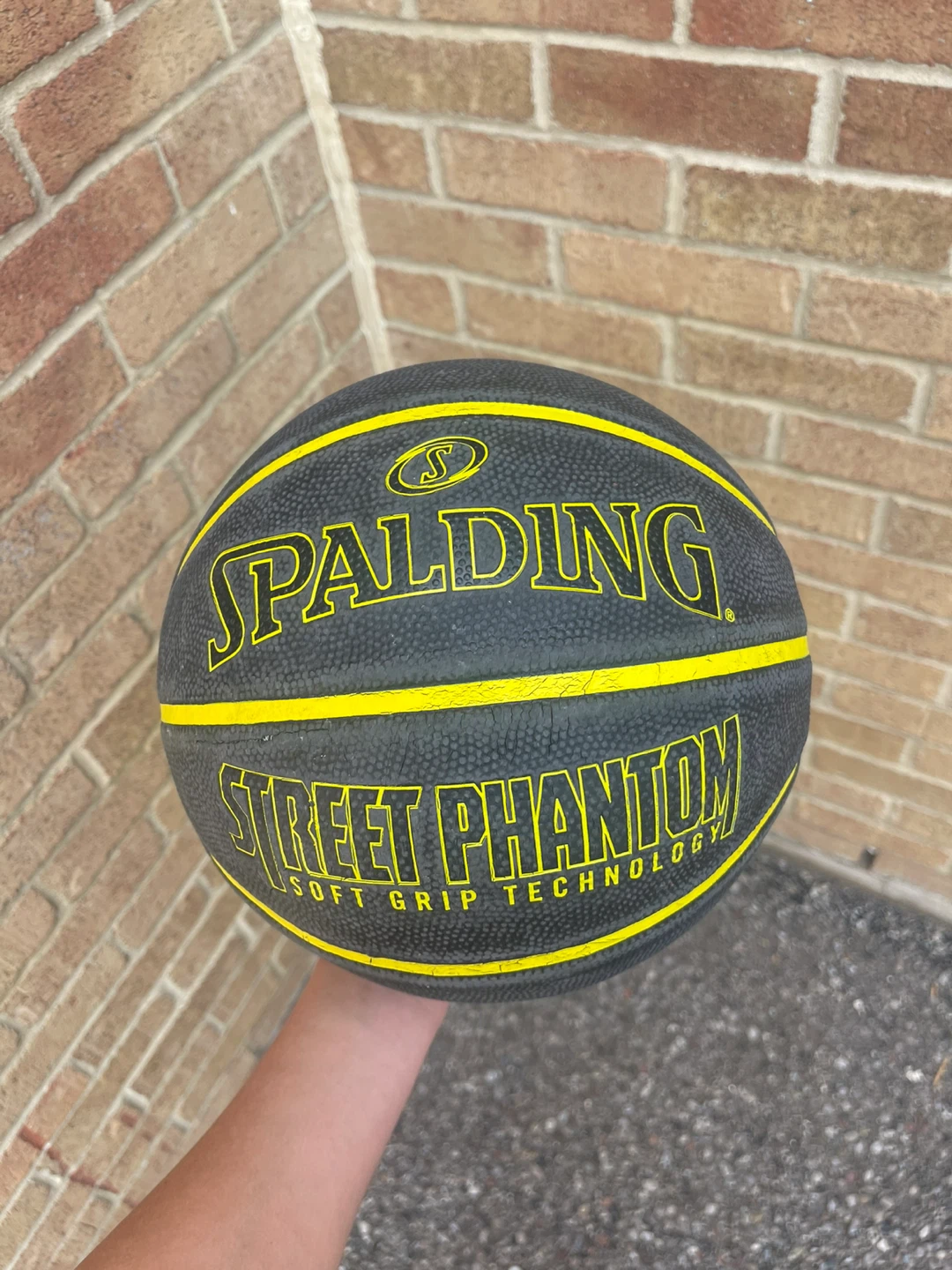 Spalding Street Phantom Basketball