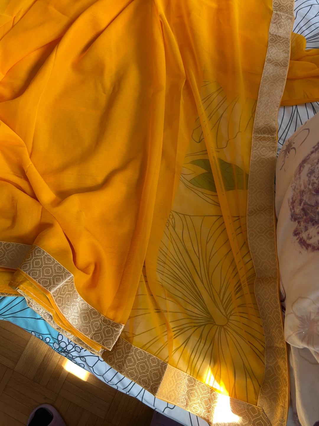 Yellow / Orange Saree with Gold Border - photo 2