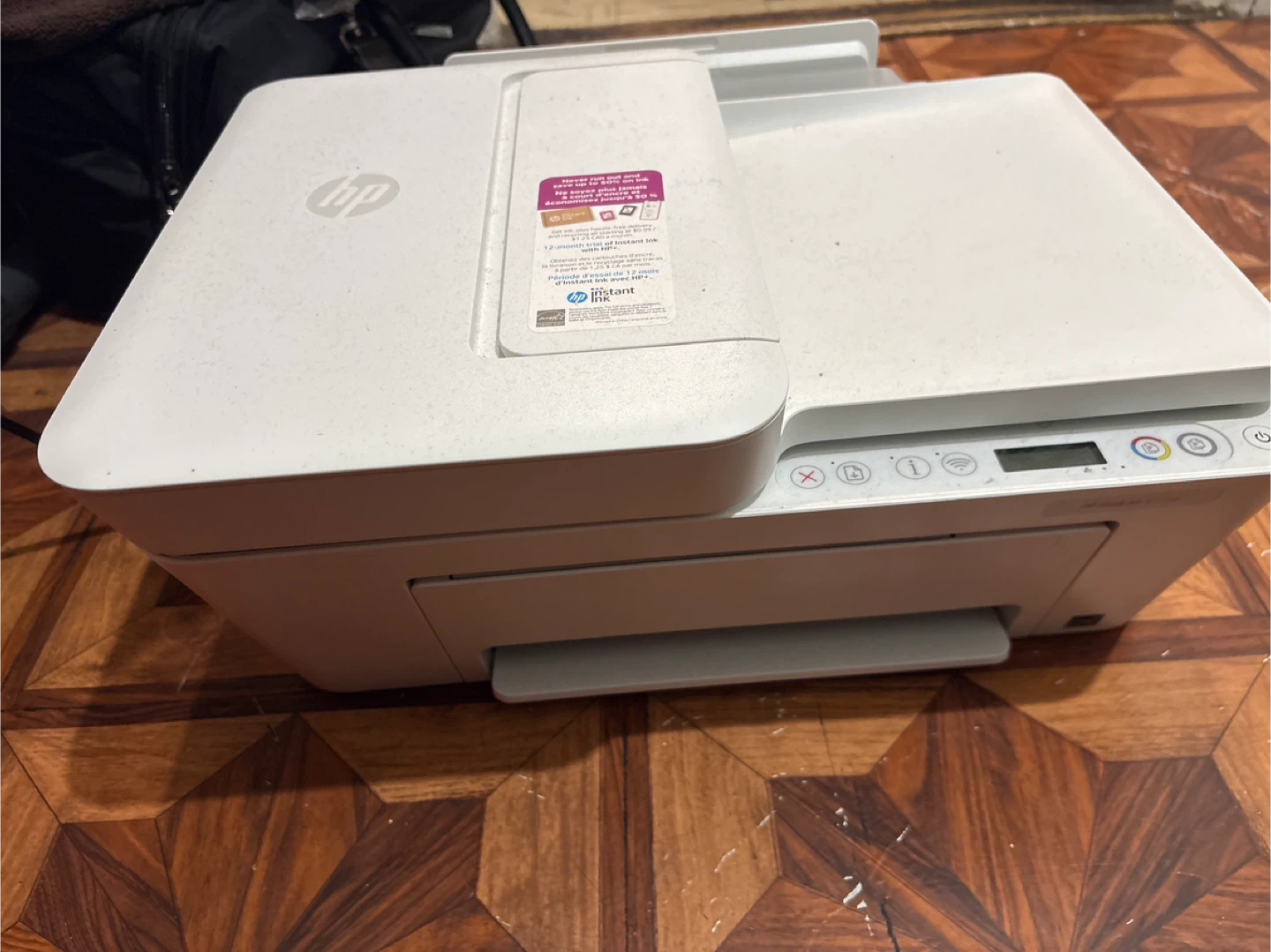 HP DeskJet 3755 All-in-One Printer - photo 2