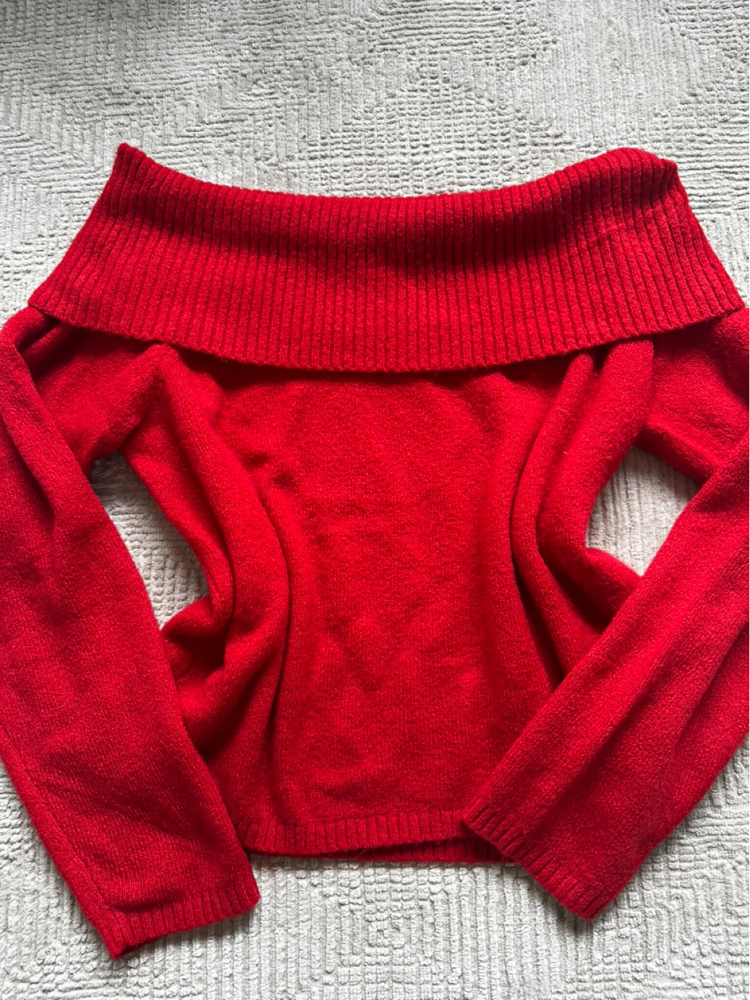 Simons- Twik Women's Red Off-the-Shoulder Sweater