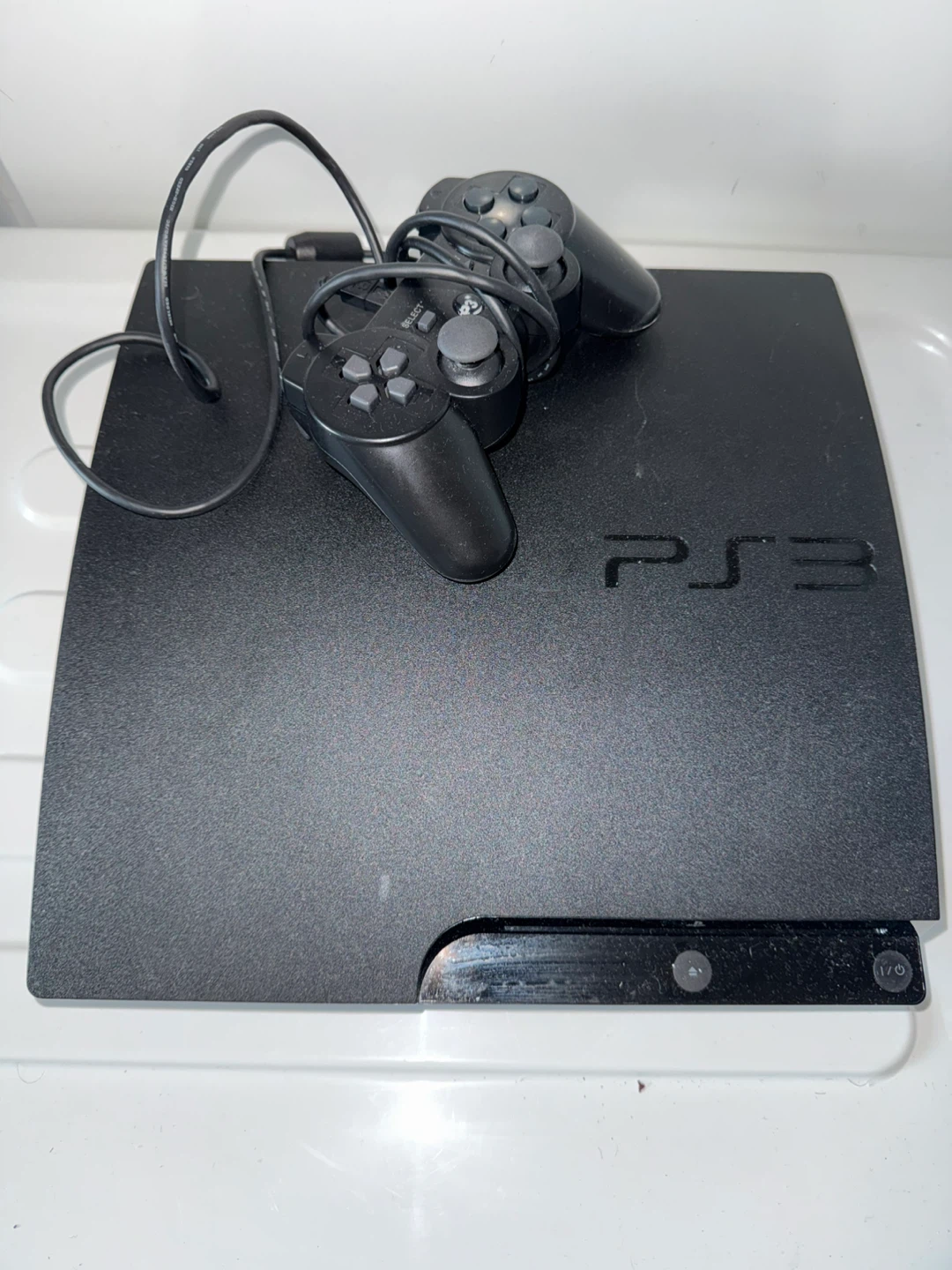 PS3 and controller - No cables, not sure if working