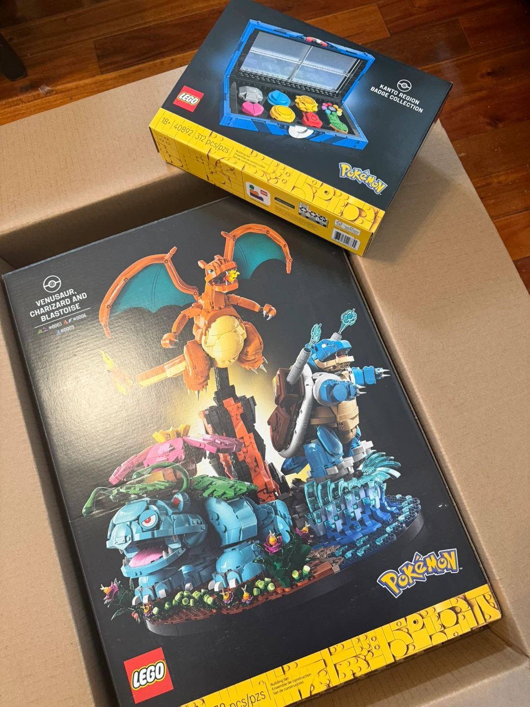 Brand New LEGO Pokémon and Badges Collection. - photo 3