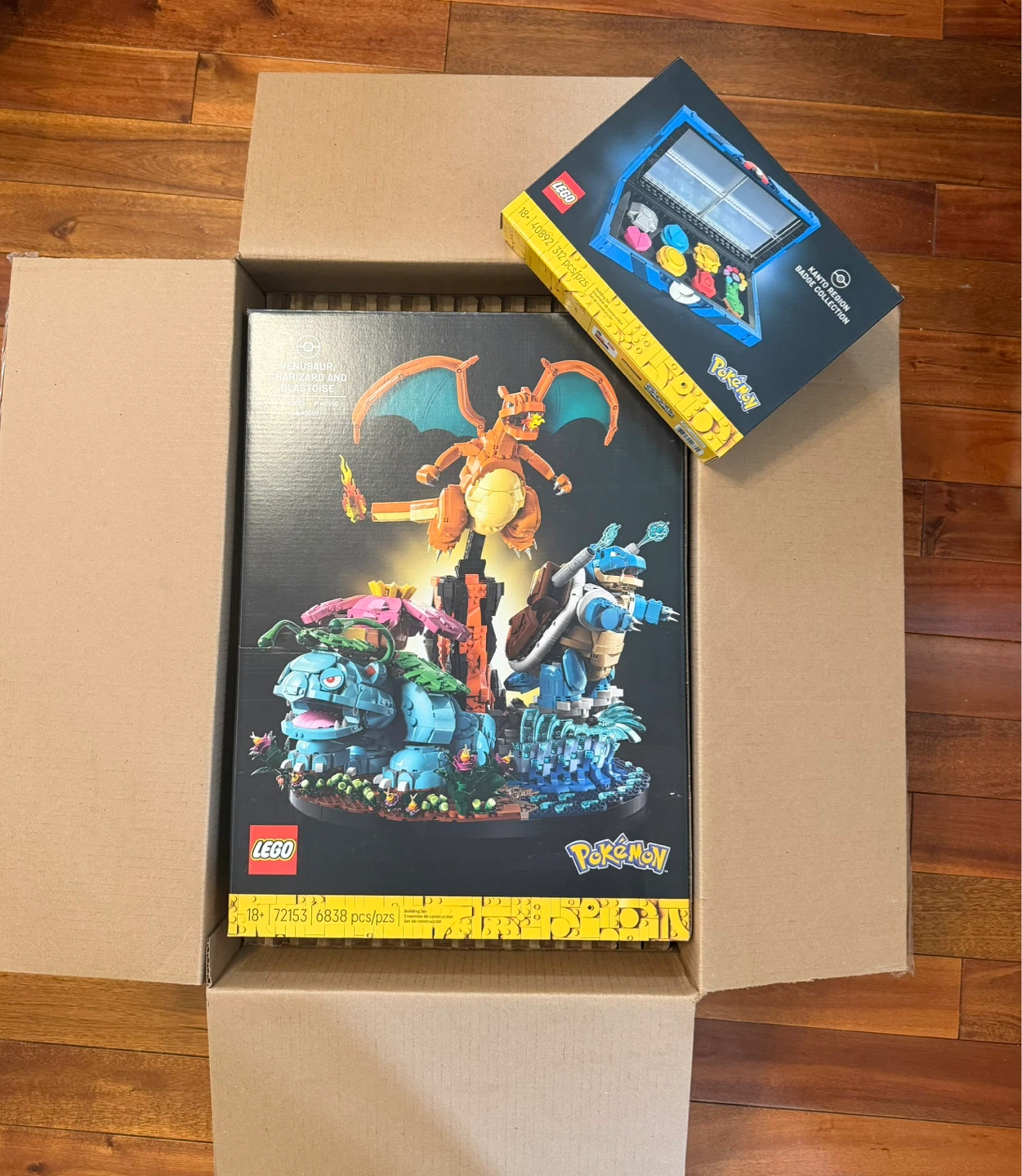 Brand New LEGO Pokémon and Badges Collection. - photo 2
