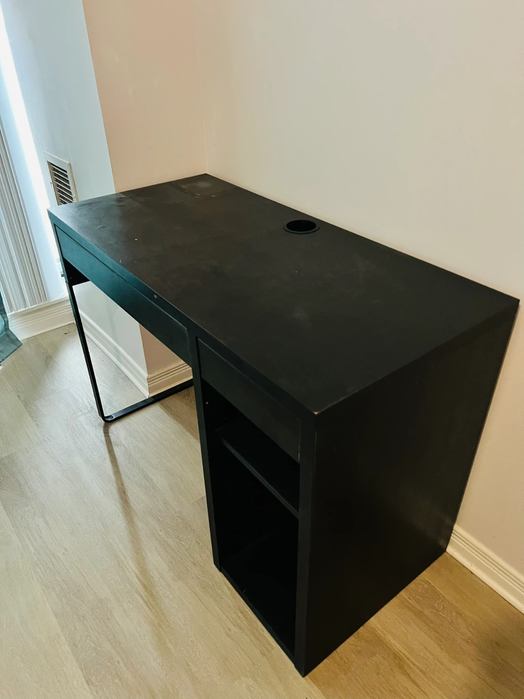 IKEA MICKE Desk - Black-brown - photo 2