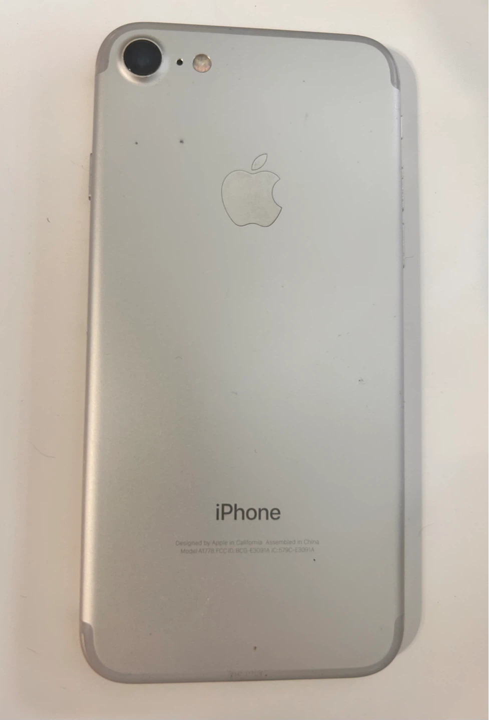 Apple iPhone 7 32GB Silver