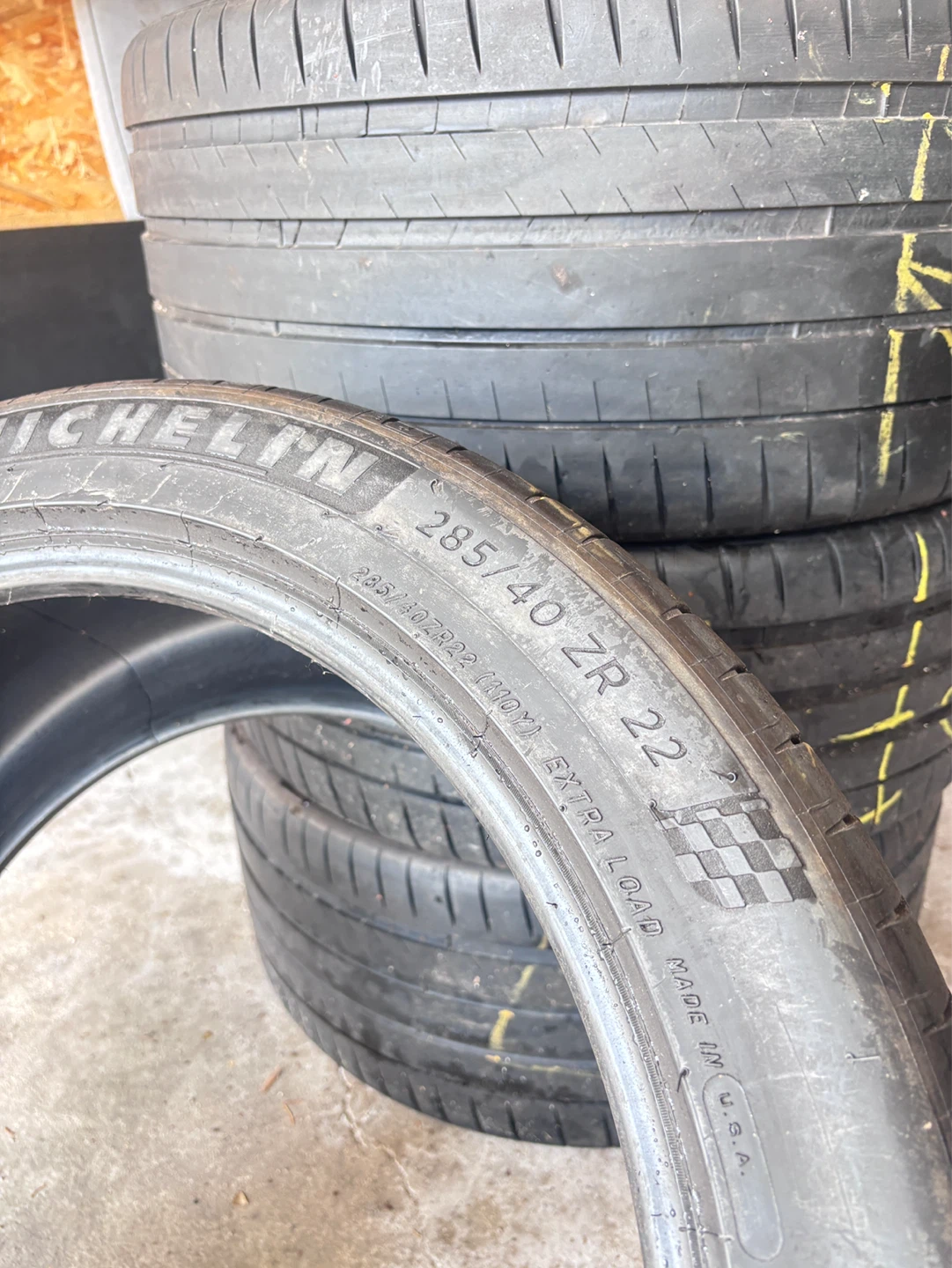 Michelin Pilot Sport 4S 285/40 ZR22 Tires (Set of 4) - photo 3