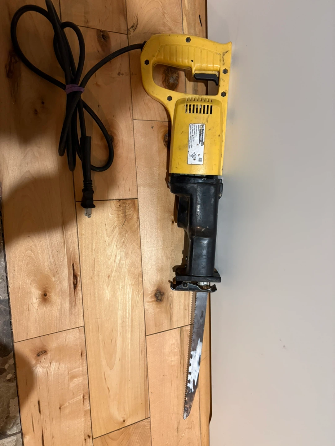Yellow Reciprocating Saw