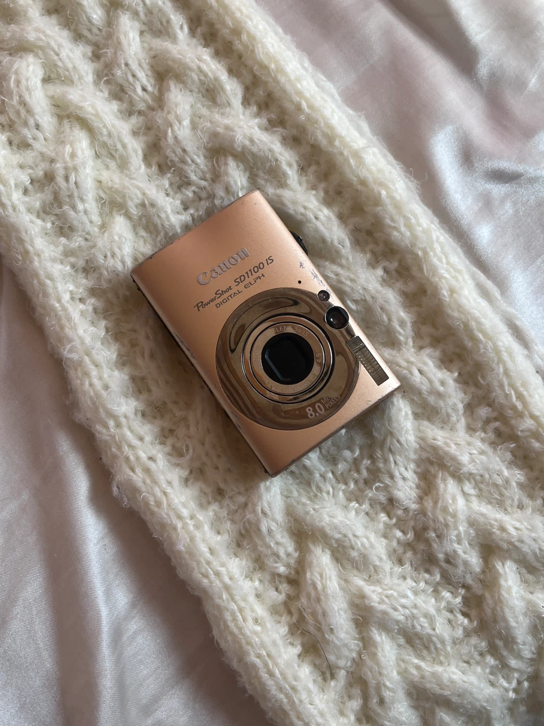 Canon PowerShot SD1100 IS Digital ELPH Camera - Rose Gold - photo 3