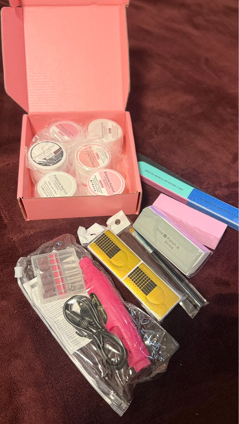 Nail kit