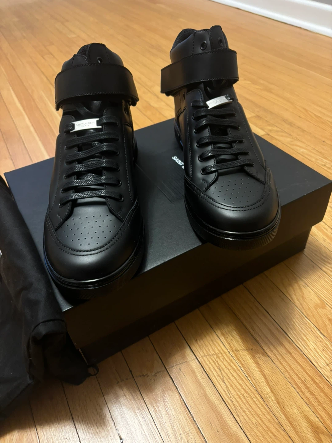 Saint Laurent Sneakers - photo 2