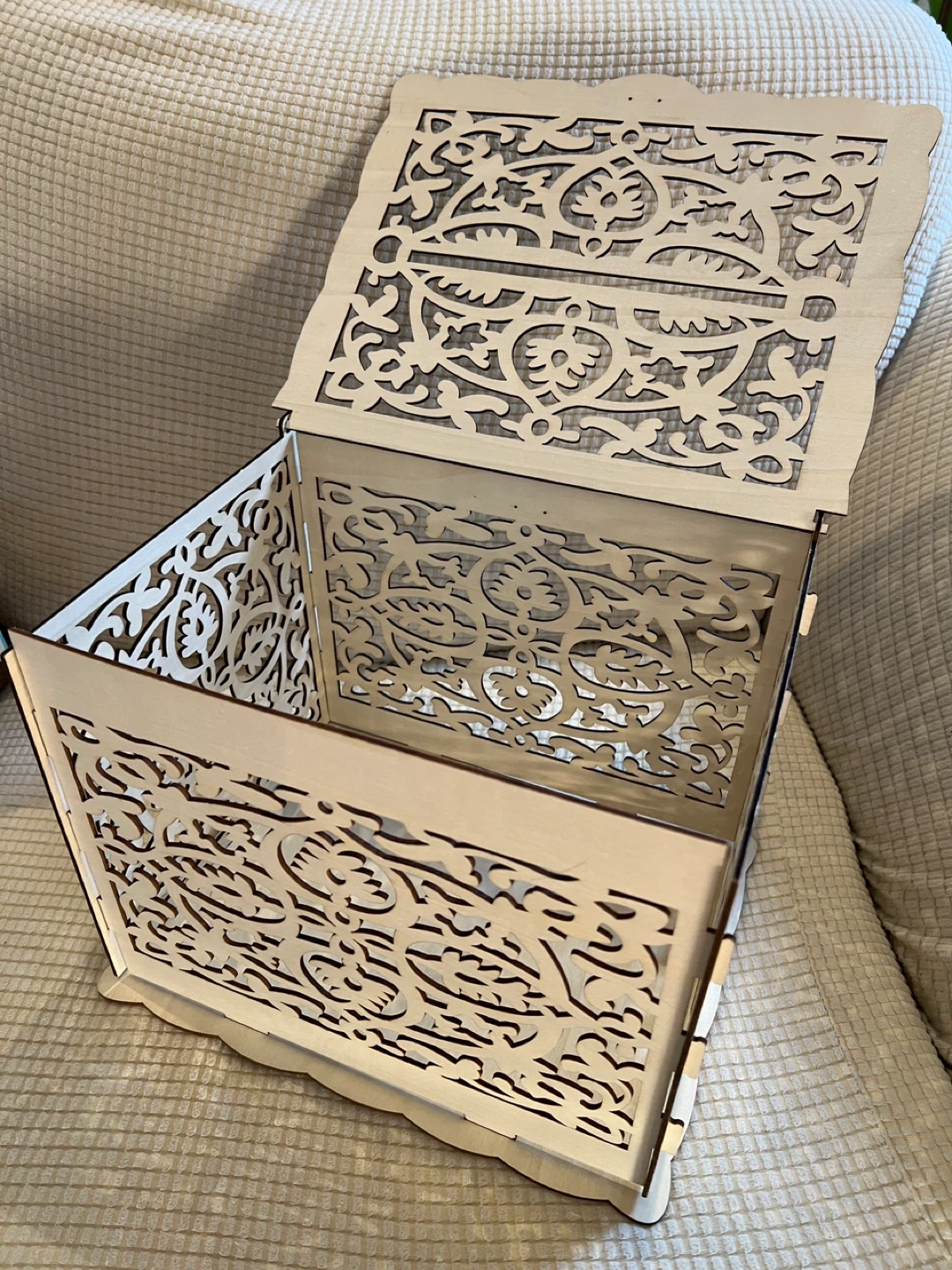 100% NEW NeverUse WoodenWeddingCardGiftBox Orig$20 NOW$8