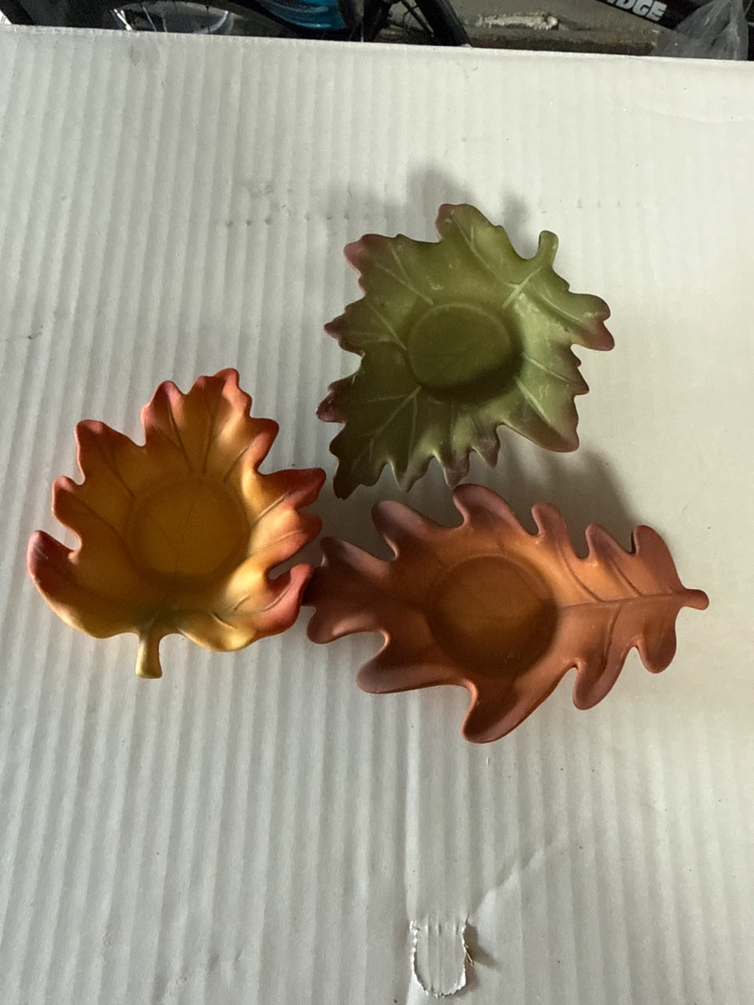 PartyLite Leaf Shaped Tealight Holders Set of 3