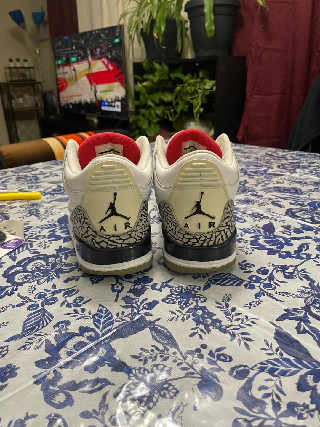 Air Jordan 3 Retro White Cement - photo 2
