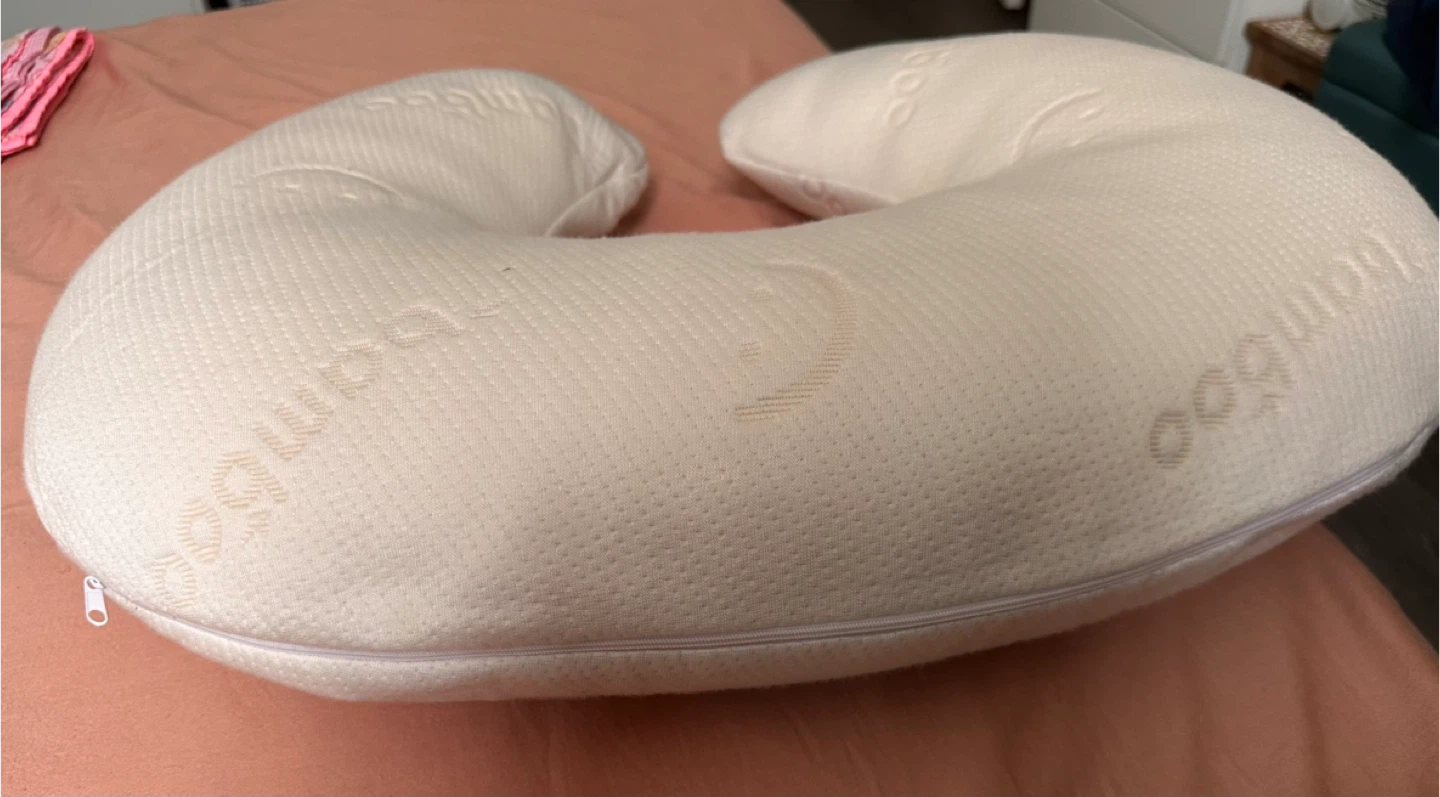 Nursing Pillow - photo 3
