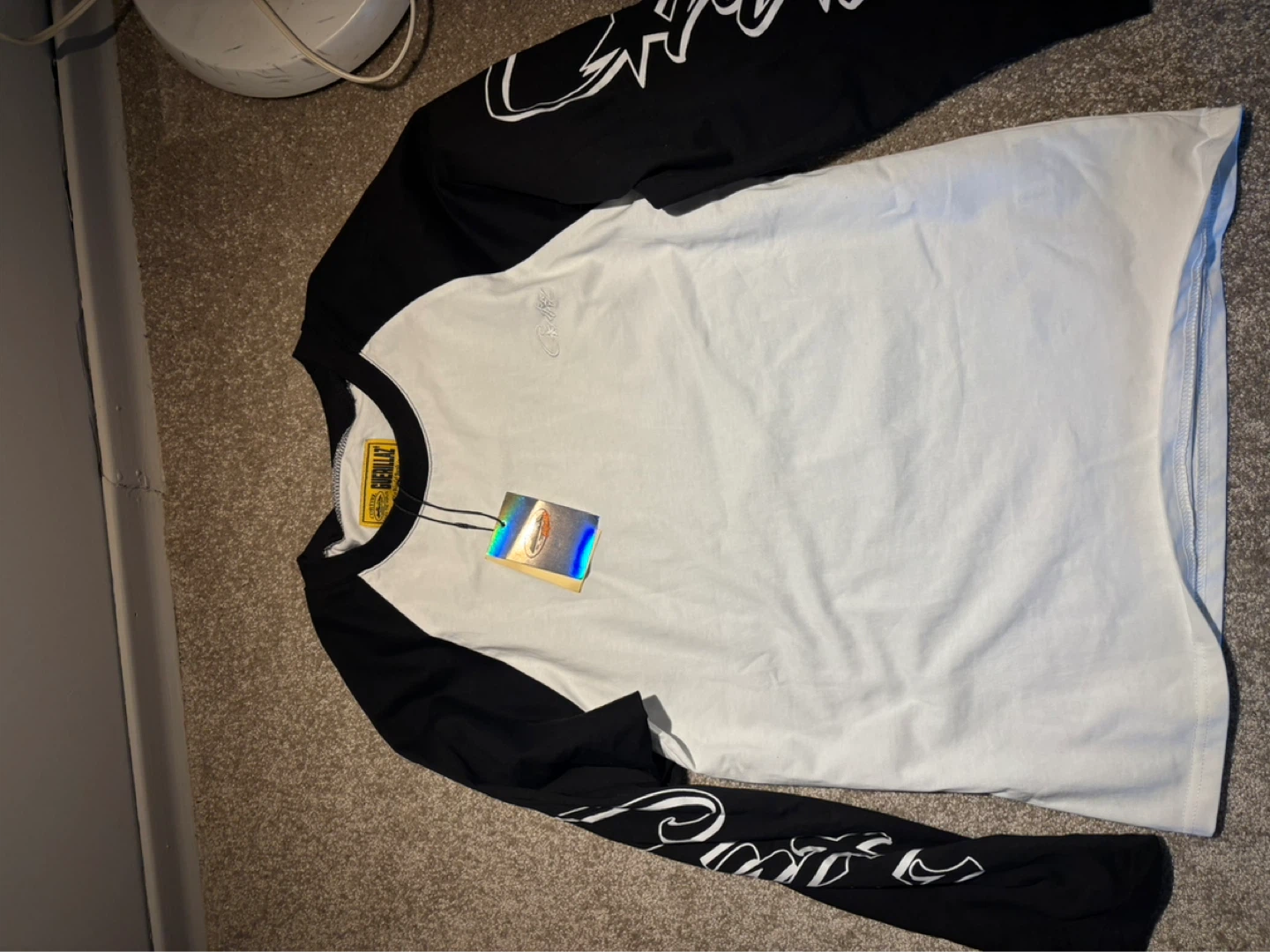 Guerilla Cortiez Long Sleeve Baseball T-Shirt White/Black