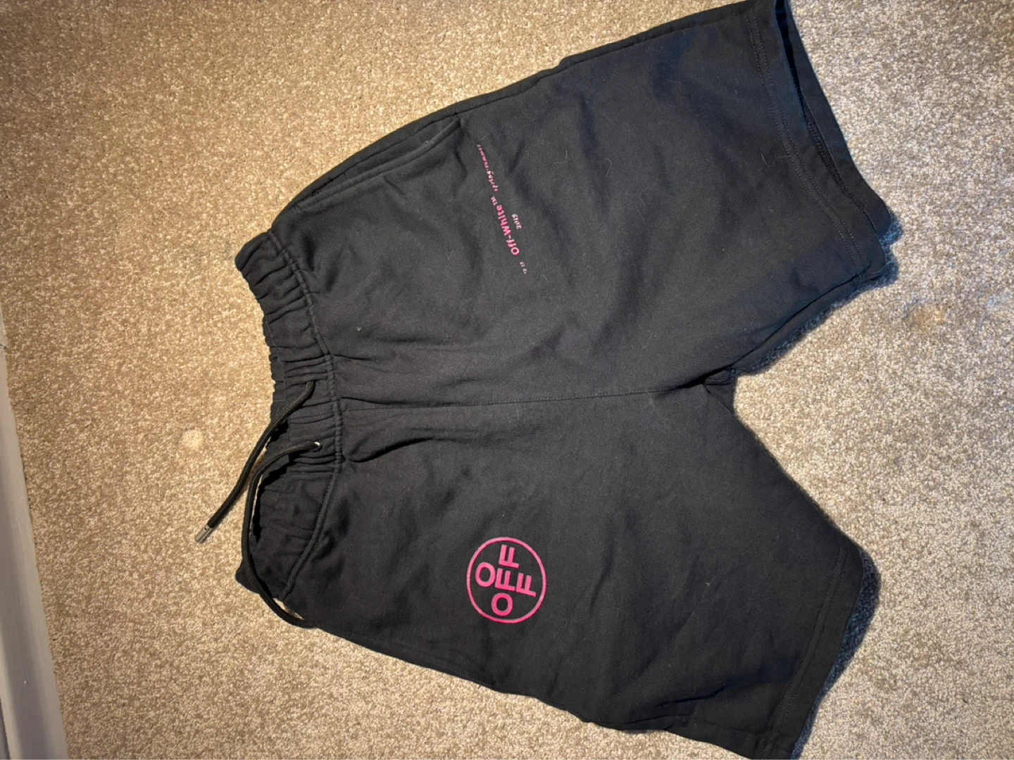 OFF-WHITE "BLURRED LINES" Black Arrows Shorts