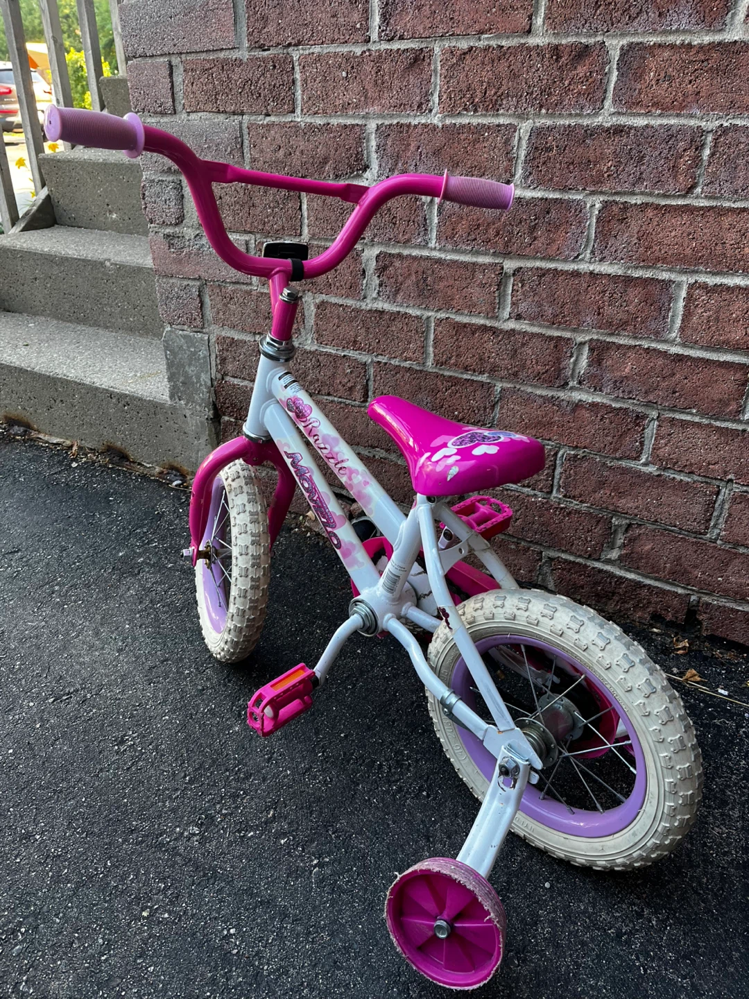 Movelo Razzle Kids Bike - photo 4
