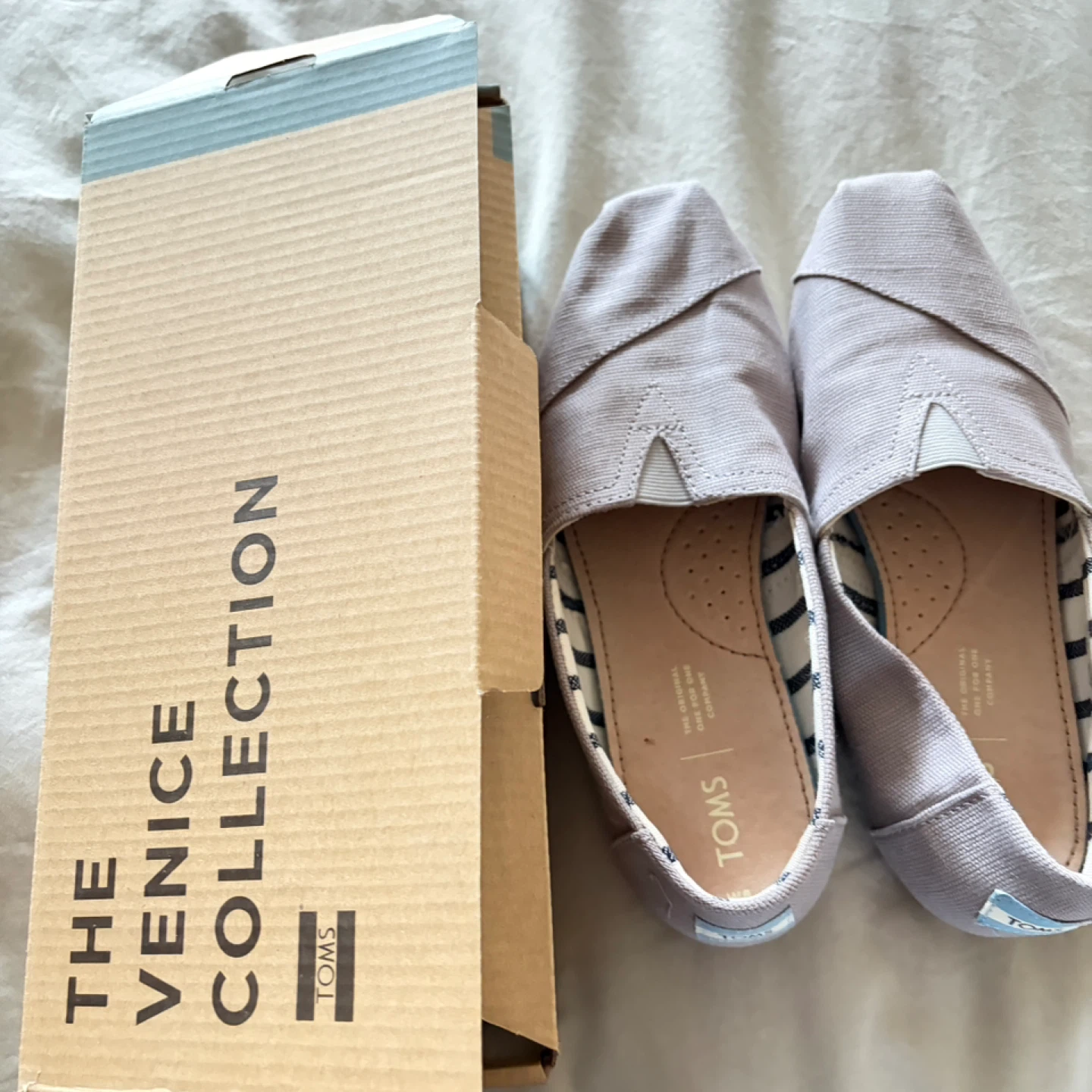 TOMS The Venice Collection Grey Canvas Slip-On Shoes Size W8