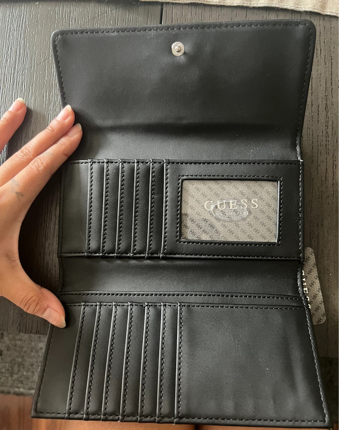 Guess Slim Trifold Wallet - photo 3