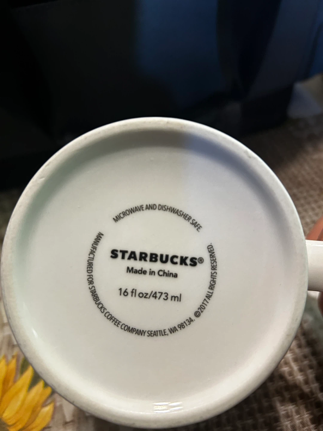 Starbucks Taipei City Mug 16 oz - photo 2